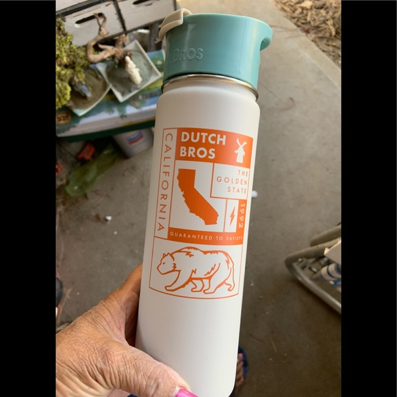 Dutch Bros Kitchen Dutch Bros Flow Insulated California Bottle